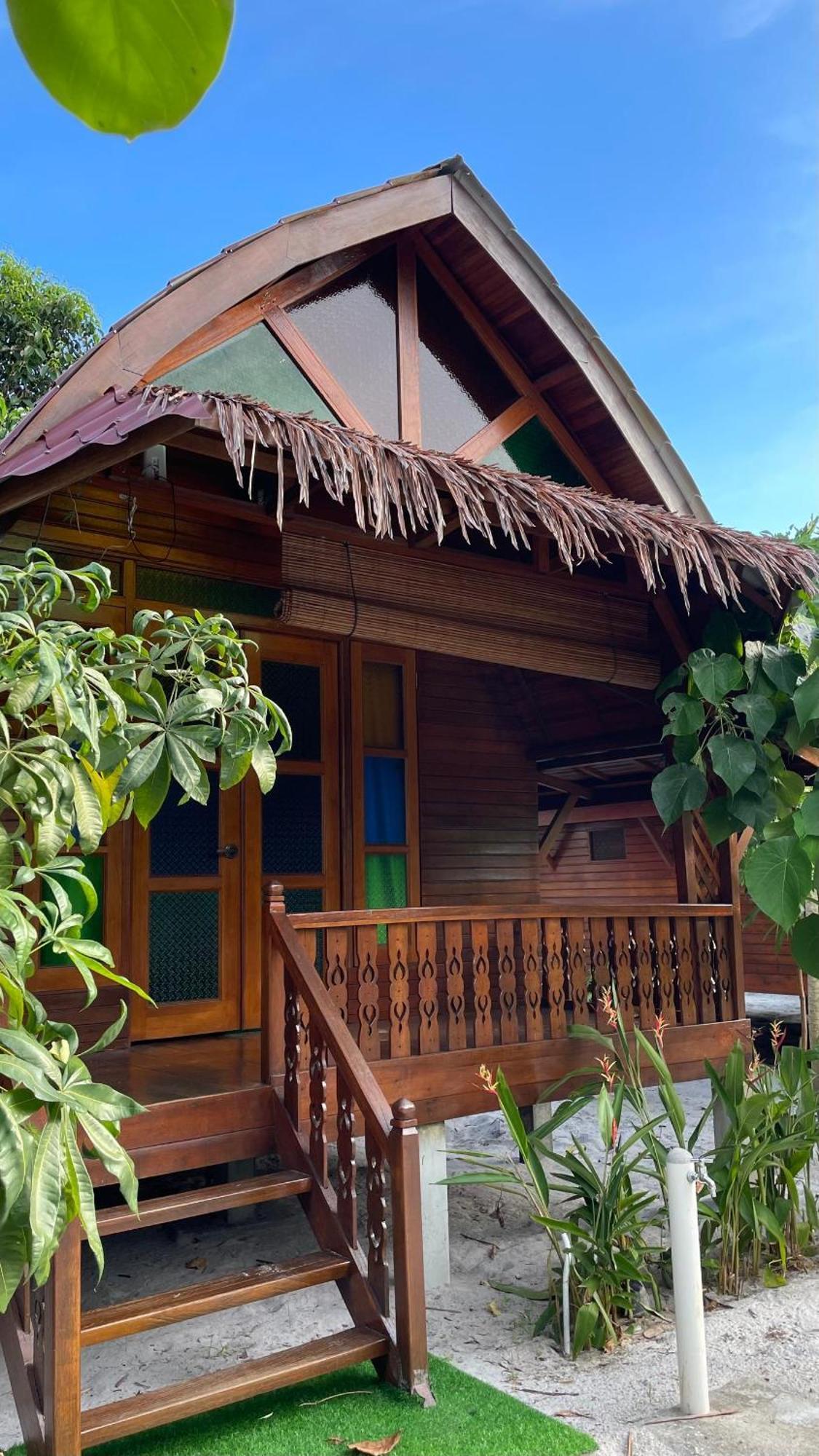 Golden Chenang Village Pantai Cenang  Kültér fotó