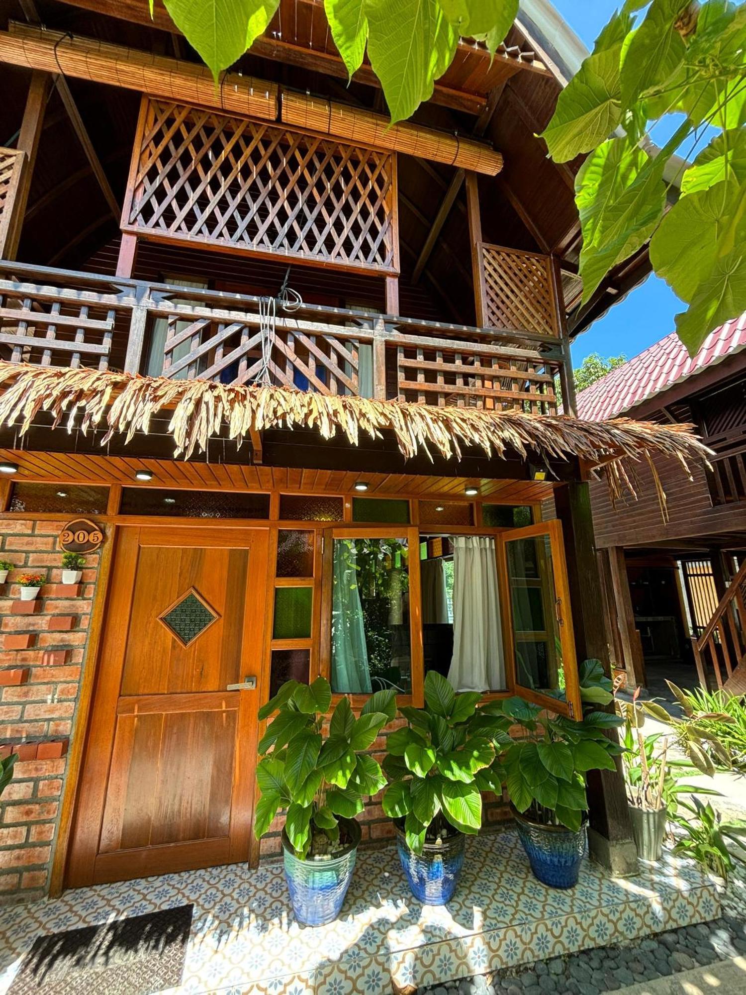 Golden Chenang Village Pantai Cenang  Kültér fotó